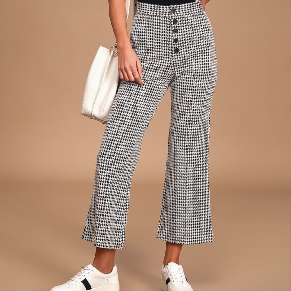 Lulus Black and White Houndstooth Button-Front Pants